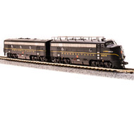 модель BLI 3805 Двухсекционный тепловоз EMD F7A-B. Секция А с двигателем, секция B без двигателя (dummy). Установлен цифровой звуковой декодер DCC. Серия Paragon3. Принадлежность Pennsylvania Railroad 9676A, 9676B 