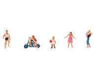 модель Faller 151081 Young Family -- Woman w/Baby, Girl, Boy & Girl on Scooter, Man, Girl w/Ball  