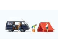 модель Preiser 33258 Mitsubishi L 300 All-Wheel Drive Camper Van -- With 4 Figures & Tent (blue, white)  