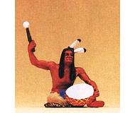 модель Preiser 54619 Wild West Figures - Native Americans: 1:25 -- Warrior, Beating Ceremonial Drum  