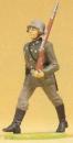 модель Preiser 56053 German Armed Forces Figures 1935-1945: Wehrmacht Honor Guard Marching: 1:25 -- Soldier Marching Without Kit-Bag  