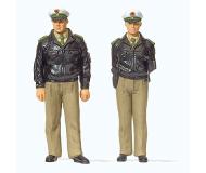 модель Preiser 63100 Standing Policemen -- 2 Officers in Green Federal Republic of Germany Uniforms  