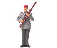 модель Preiser 64362 Military - Modern German Army (BW) - Unpainted Band Figure (Plastic Kit) -- Male Bassoon Player  