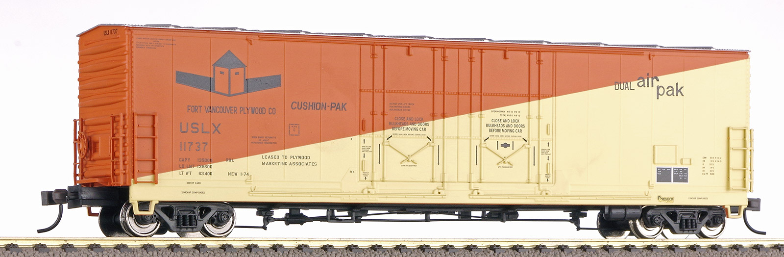 модель Train 16584-85