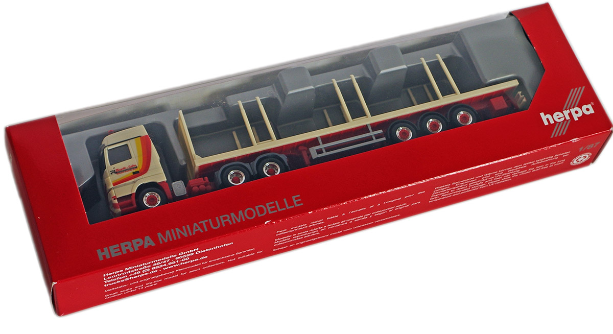 модель Train 18227-1